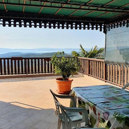 Apartment Mirella For 6 Persons Located In Central Istria Gradinje Zewnętrze zdjęcie